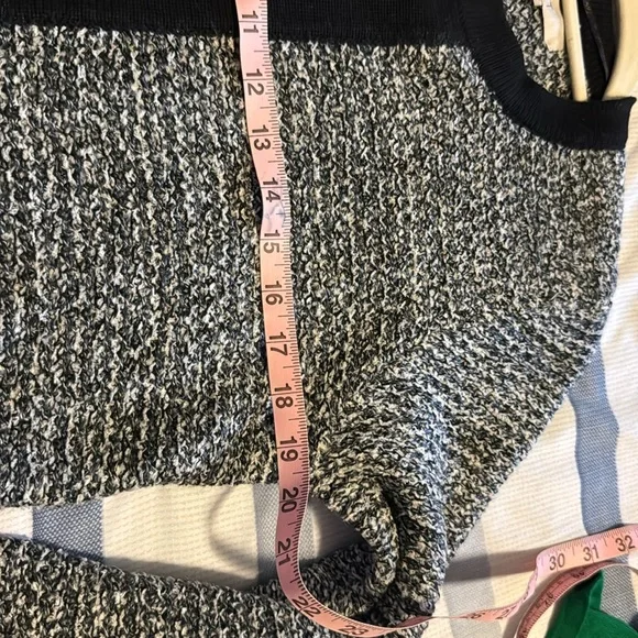 New LOFT sweater jacket - black/grey/white knit - super soft - size Medium - Picture 8 of 9